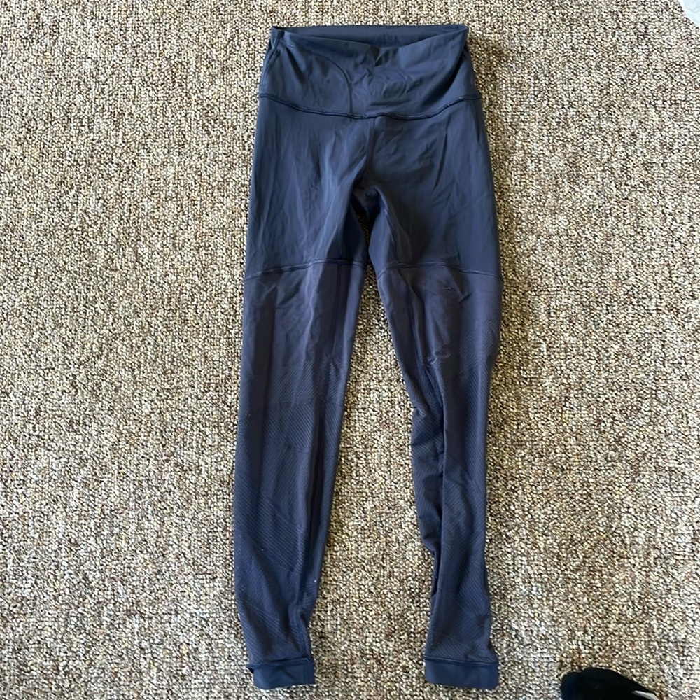 Woman’s yoga pants / joggers